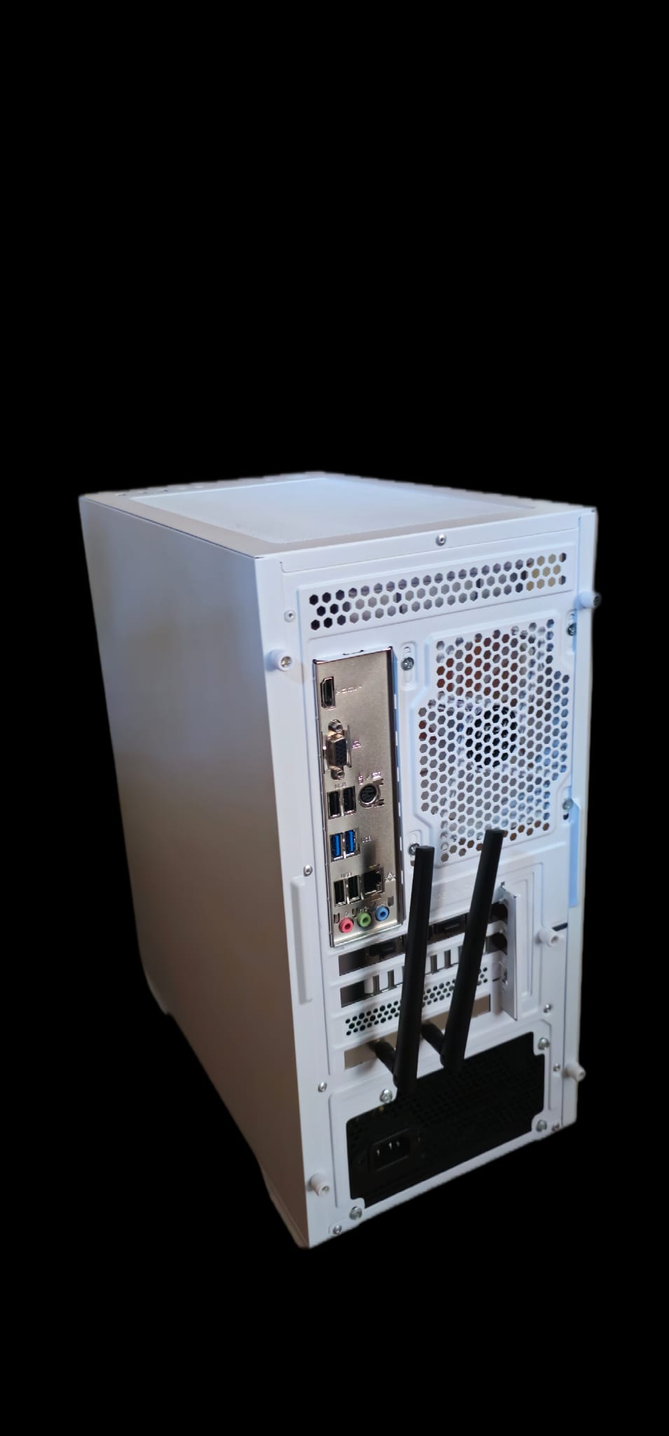 Flux Silver: 1080p/1440p gaming PC